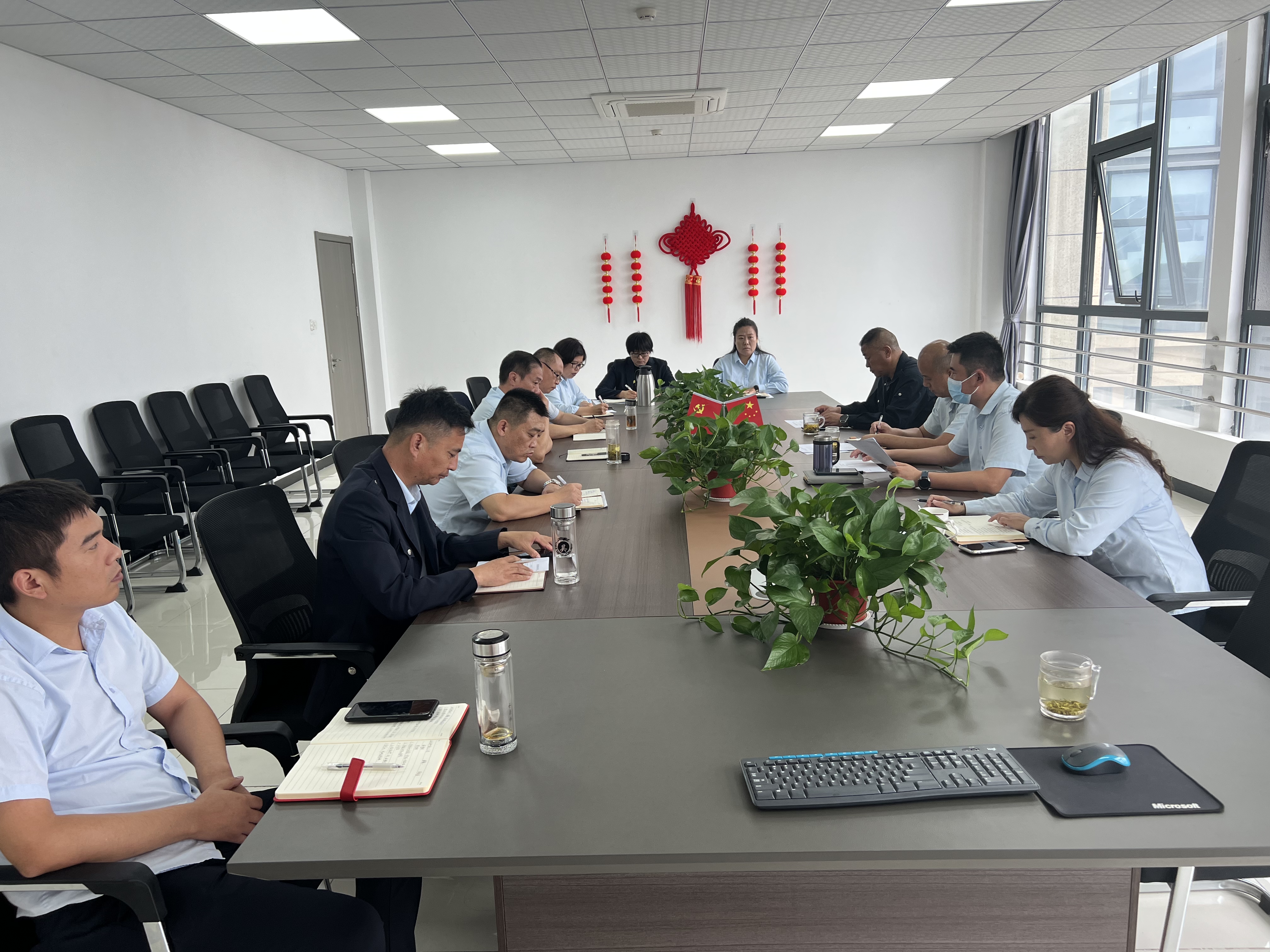 公交集團(tuán)經(jīng)營(yíng)發(fā)展事業(yè)部召開(kāi)中秋國(guó)慶期間作風(fēng)建設(shè)專(zhuān)題會(huì)議