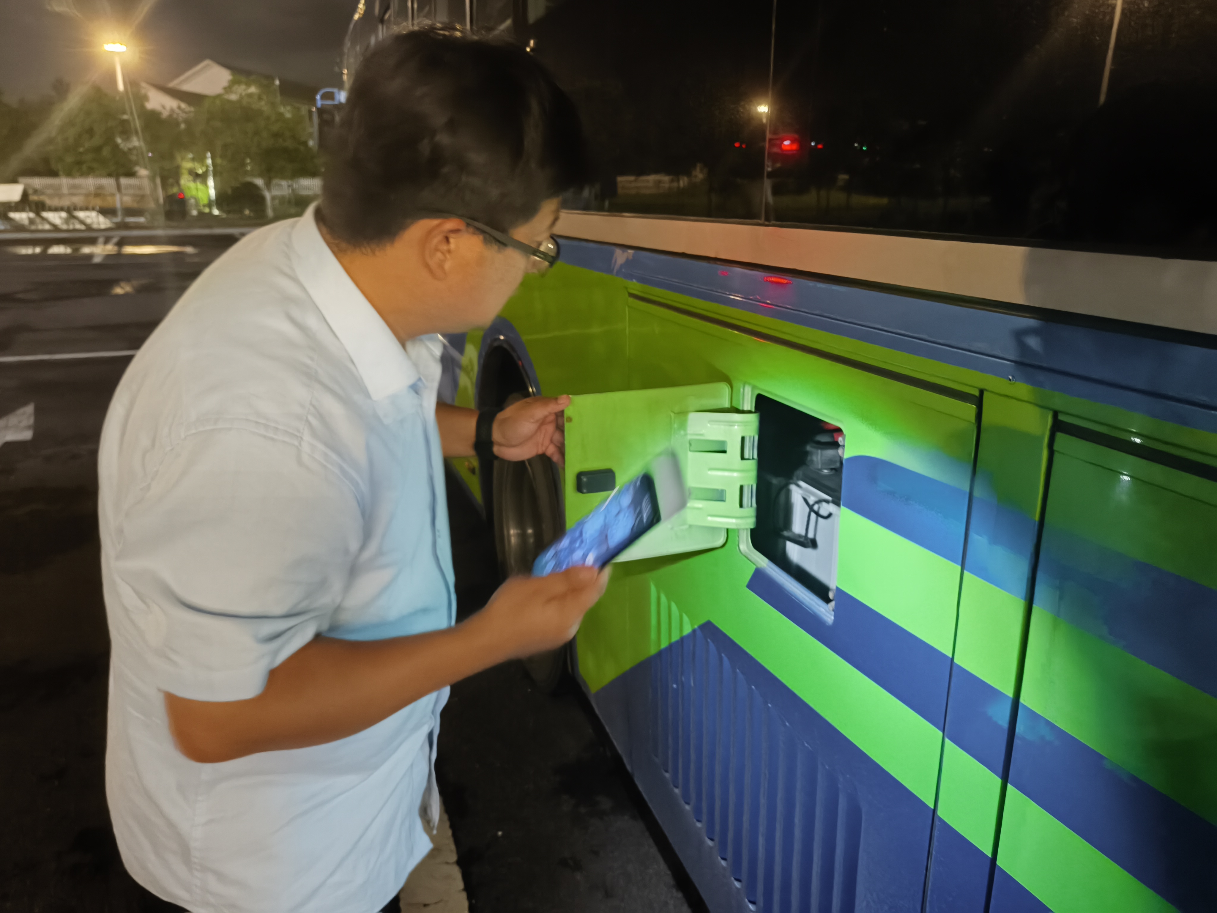 東部公交開展駐站車輛安全檢查，消除隱患防患未然